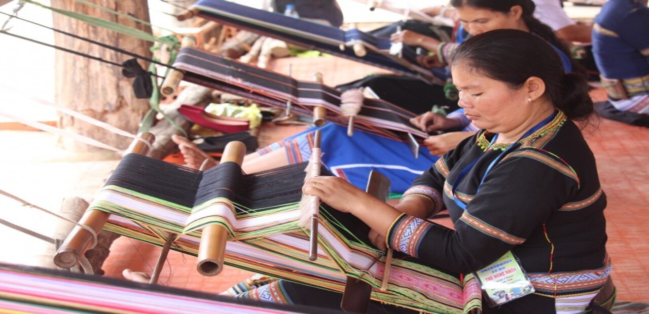 Thổ Cẩm Tây Nguyên: Di Sản Văn Hóa