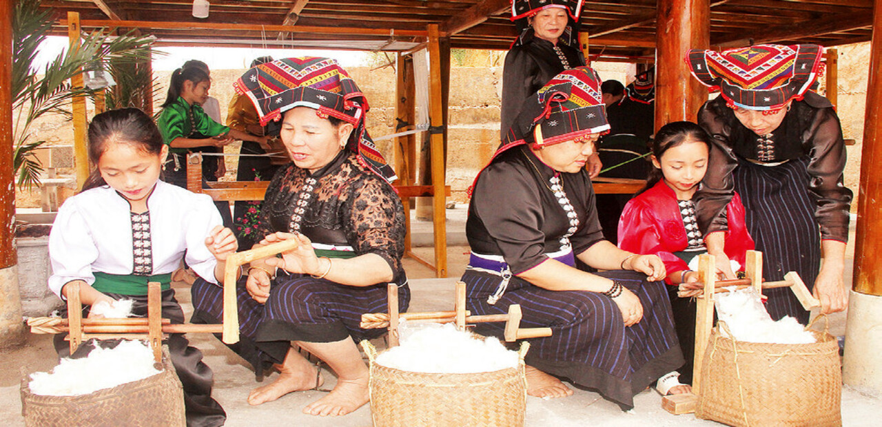 Bảo Tồn Nghệ Thuật Thổ Cẩm