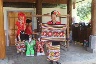 Khám Phá Vải Thổ Cẩm Tây Nguyên