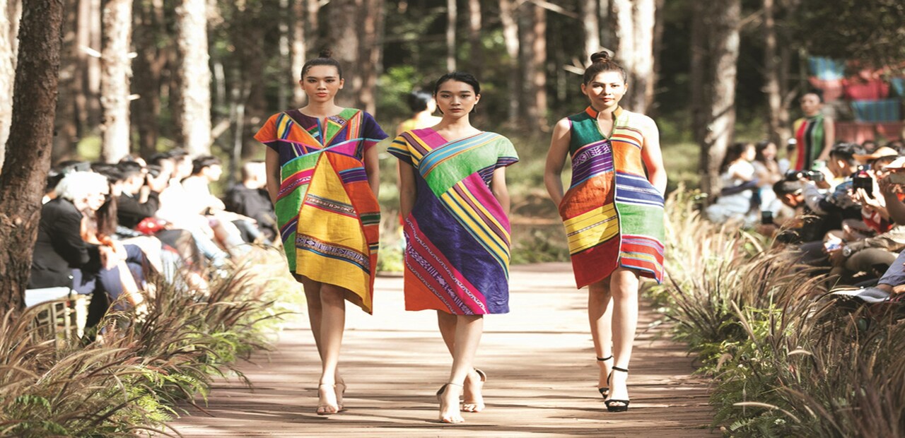 Thổ Cẩm Trong Thời Trang Hiện Đại