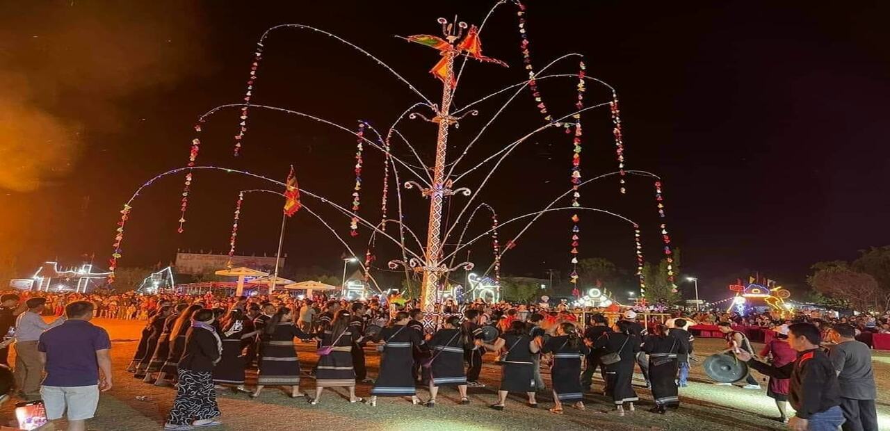 Người Dân Tộc Tây Nguyên: Đời Sống và Tín Ngưỡng